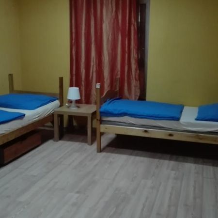 Honey Hostel Красков Екстериор снимка